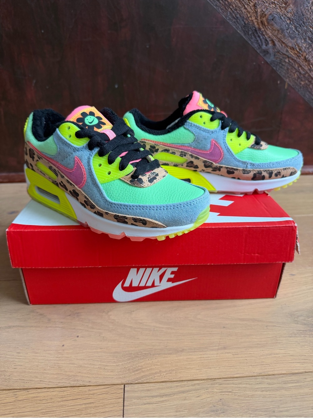 NIB RARE Nike Air Max 90 LX Illusion Green Leopard Leather Sneaker Women US 5.5